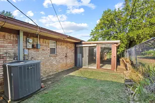 905 Seymore Cir, Denison, TX 75020 - Photo 18