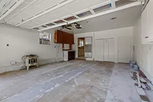 905 Seymore Cir, Denison, TX 75020 - Photo 2