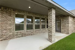 1112 Cascades, Justin, TX 76247 - Photo 6