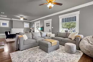 1942 Fairmount Ave, Fort Worth, TX 76110 - Photo 4