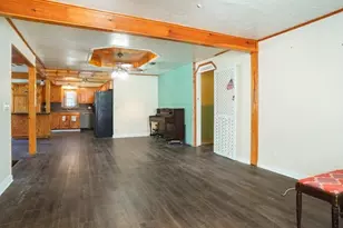 33 Park Ln, Gainesville, TX 76240 - Photo 6