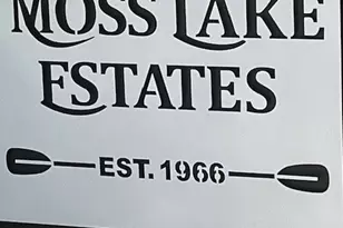 33 Park Ln, Gainesville, TX 76240 - Photo 1