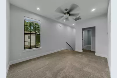 5635 Philip Avenue, Dallas, TX 75223 - Photo 14