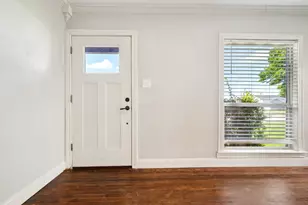 4604 Calmont Ave, Fort Worth, TX 76107 - Photo 4
