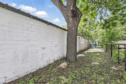 129 N Magnolia Street, Crowley, TX 76036 - Photo 8