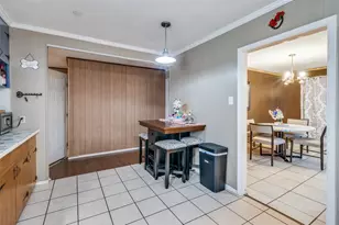 1033 Lydick Ln, River Oaks, TX 76114 - Photo 10