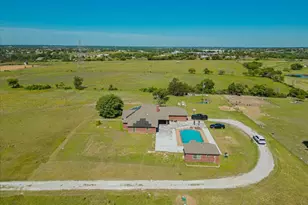 901 Green Branch Rd, Weatherford, TX 76085 - Photo 2