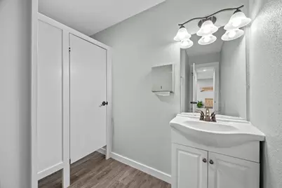 301 E Criddle Street, Waxahachie, TX 75165 - Photo 12
