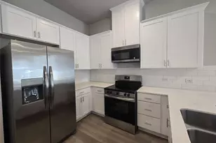 331 E Hull St, Denison, TX 75021 - Photo 6