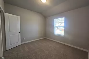 331 E Hull St, Denison, TX 75021 - Photo 14