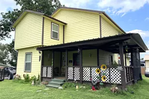 120 N 10th Ave, Teague, TX 75860 - Photo 2