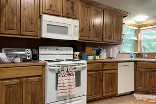 120 N 10th Ave, Teague, TX 75860 - Photo 8