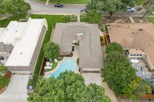 7423 Whispering Pines Dr, Dallas, TX 75248 - Photo 36