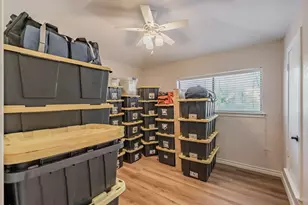 707 Kyle Dr, Arlington, TX 76011 - Photo 32