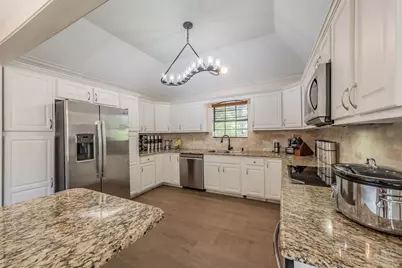 707 Kyle Drive, Arlington, TX 76011 - Photo 10