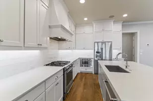 6531 Roper St, Dallas, TX 75209 - Photo 8