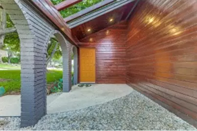 7640 Skylake Drive, Fort Worth, TX 76179 - Photo 4