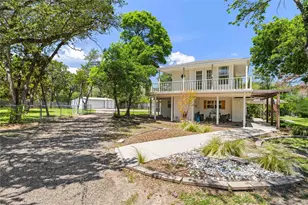 218 Rainbow Dr, Woodway, TX 76712 - Photo 6