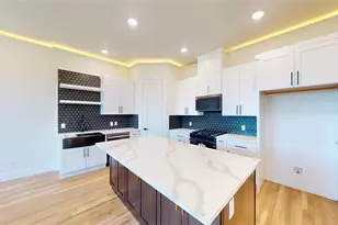 4439 Fatima Dr, Irving, TX 75062 - Photo 6