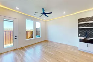 4439 Fatima Dr, Irving, TX 75062 - Photo 2