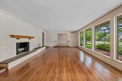 2900 Simondale Drive, Fort Worth, TX 76109 - Photo 2