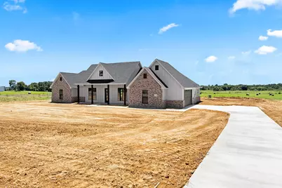 3748 County Road 424, Cleburne, TX 76031 - Photo 2