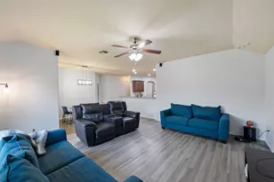 2005 Sterling Gate Dr, Heartland, TX 75126 - Photo 12