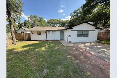 2202 Pontiac Drive, Arlington, TX 76013 - Photo 2