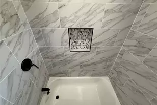 2202 Pontiac Dr, Arlington, TX 76013 - Photo 18