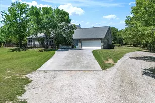 600 Co Rd 1790, Sunset, TX 76270 - Photo 26