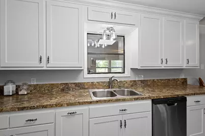 818 Country Club Road, Bowie, TX 76230 - Photo 10