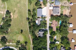 818 Country Club Rd, Bowie, TX 76230 - Photo 34