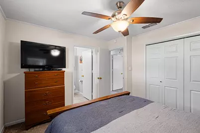 818 Country Club Road, Bowie, TX 76230 - Photo 20