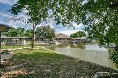 501 Panama Court, Granbury, TX 76048 - Photo 24