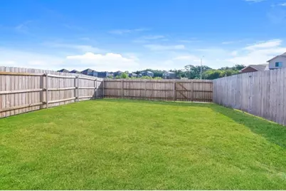 1307 Mallard Cove, Ennis, TX 75119 - Photo 4