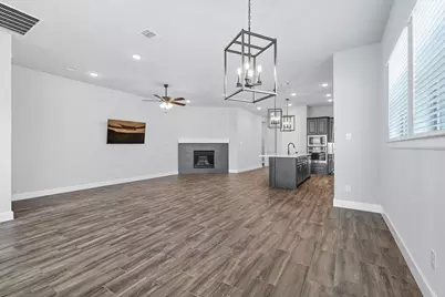 4760 Kings Garden Parkway, Arlington, TX 76005 - Photo 6