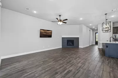 4760 Kings Garden Parkway, Arlington, TX 76005 - Photo 4