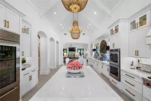 940 La Vista Dr, Tyler, TX 75703 - Photo 2