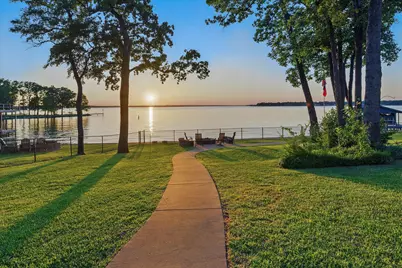 278 Shady Shores Drive, Mabank, TX 75156 - Photo 32