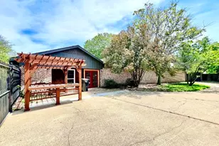 5409 Edinburgh Dr, Waco, TX 76710 - Photo 4