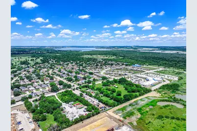 1013 E Fishcreek Road, Grand Prairie, TX 75052 - Photo 10