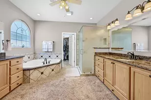 615 Kiowa Dr W, Lake Kiowa, TX 76240 - Photo 22