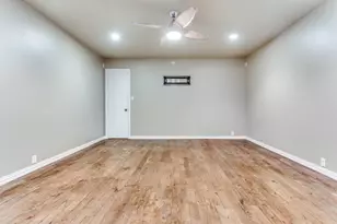 6306 Shadow Valley Dr, Burleson, TX 76028 - Photo 22