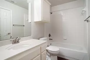 5000 Coral Creek Dr, Fort Worth, TX 76135 - Photo 18