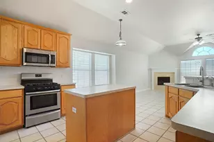 5000 Coral Creek Dr, Fort Worth, TX 76135 - Photo 8