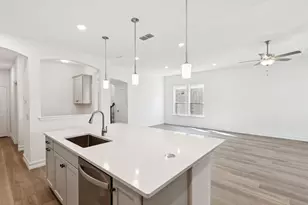 5866 Blackwell Ave, Pilot Point, TX 75009 - Photo 10