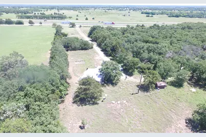5925 Hwy 287, Bowie, TX 76230 - Photo 2