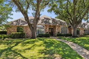 4406 Cobblers Ln, Dallas, TX 75287 - Photo 2