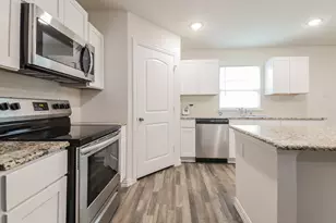 304 Outboard Dr, Gun Barrel City, TX 75156 - Photo 12