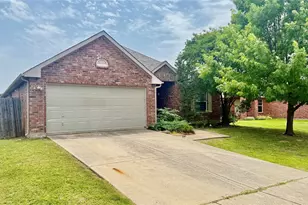 1924 Cliffrose Dr, Little Elm, TX 75068 - Photo 1
